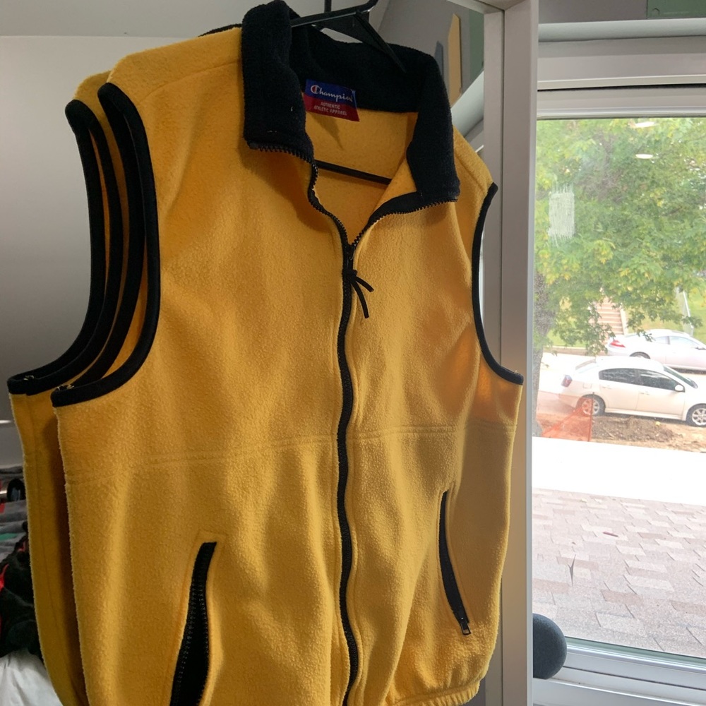 Yellow black medium champion fuzzy vest